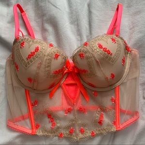 NWOT Victoria’s Secret Bustier Corset
